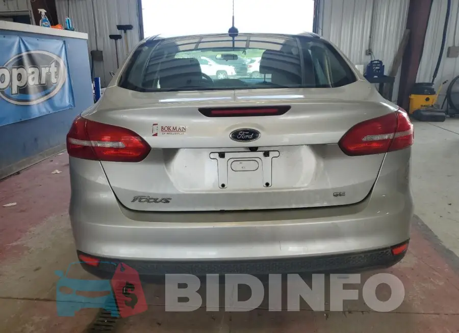 1FADP3F27GL240510 Photo# 6