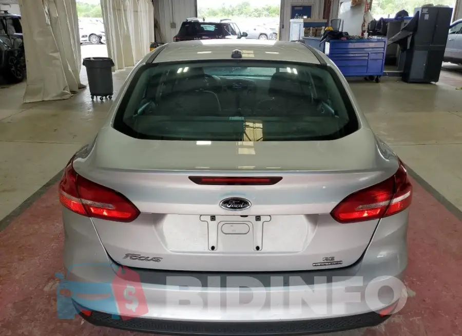 1FADP3F27GL378614 Photo# 6