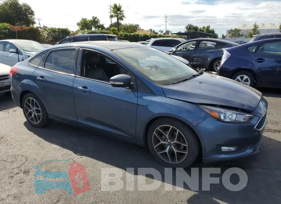 1FADP3H20JL224279 Photo# 4