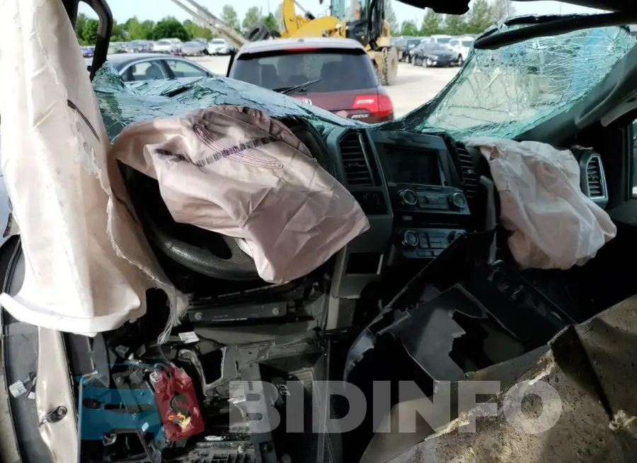 1FTFX1EF5GFB01843 Photo# 8