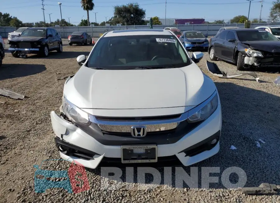 19XFC1F38GE217452 Photo# 5