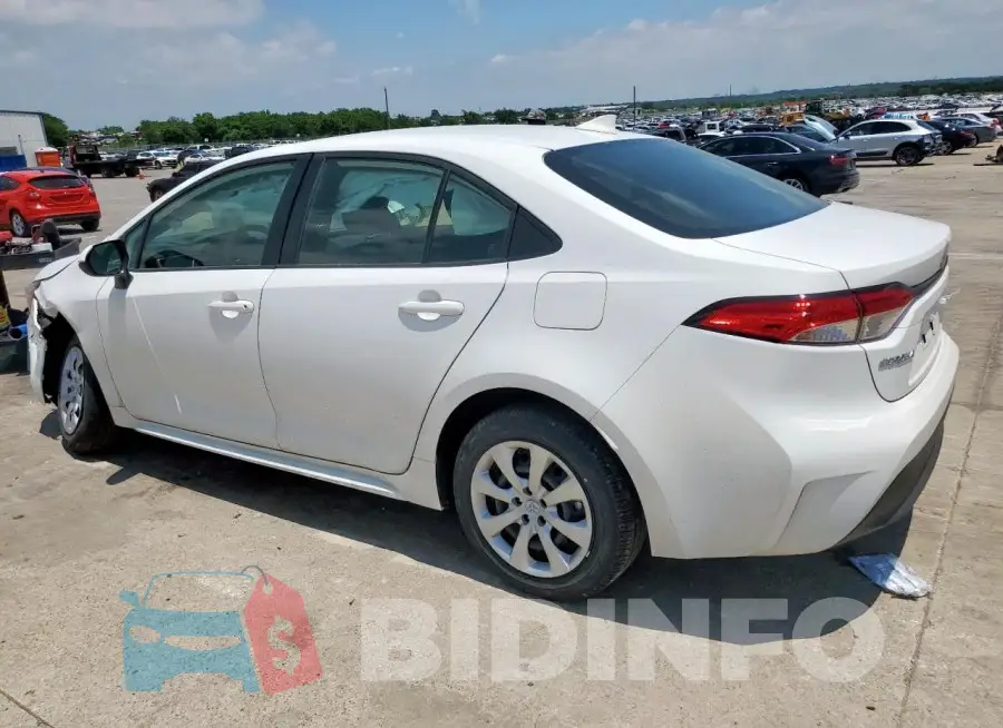 JTDBCMFE2S3079912 Photo# 2