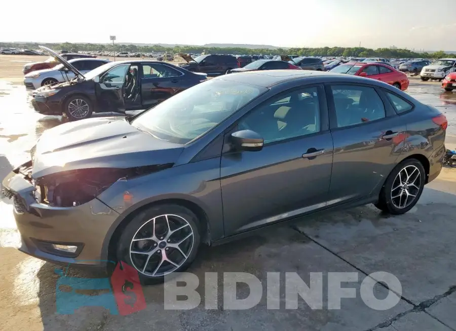 1FADP3H2XHL237616 Photo# 1