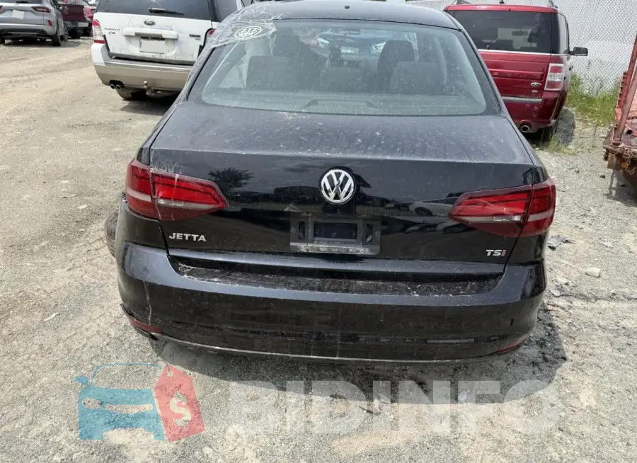 3VW167AJXHM259359 Photo# 6