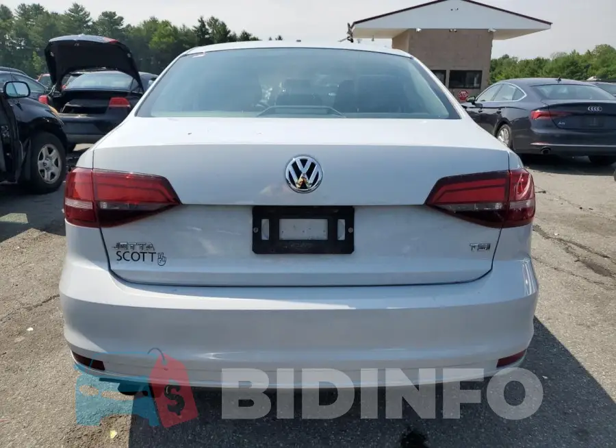 3VW2B7AJ0HM329466 Photo# 6