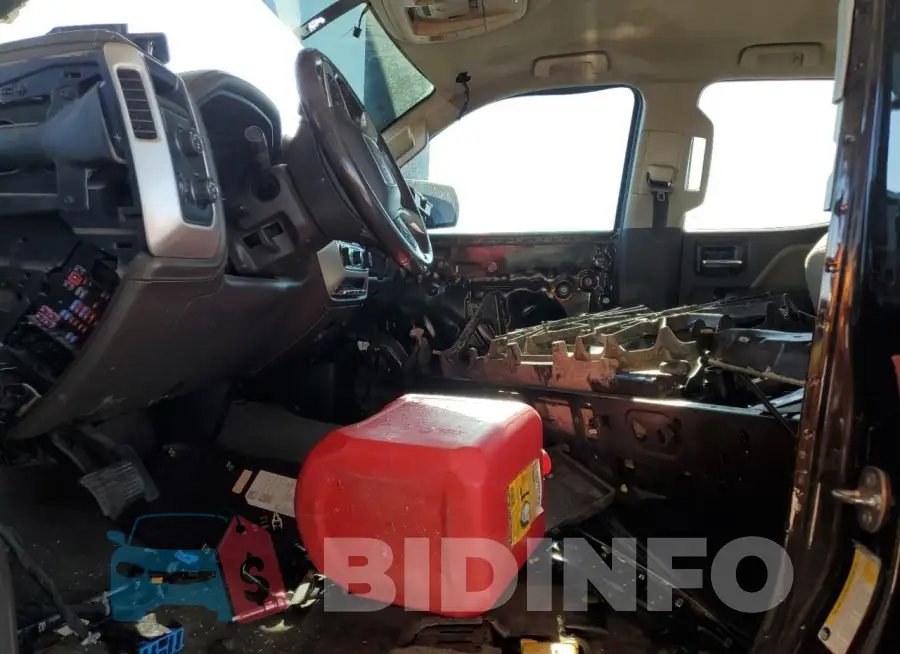 1GTV2MEC4JZ218014 Photo# 7
