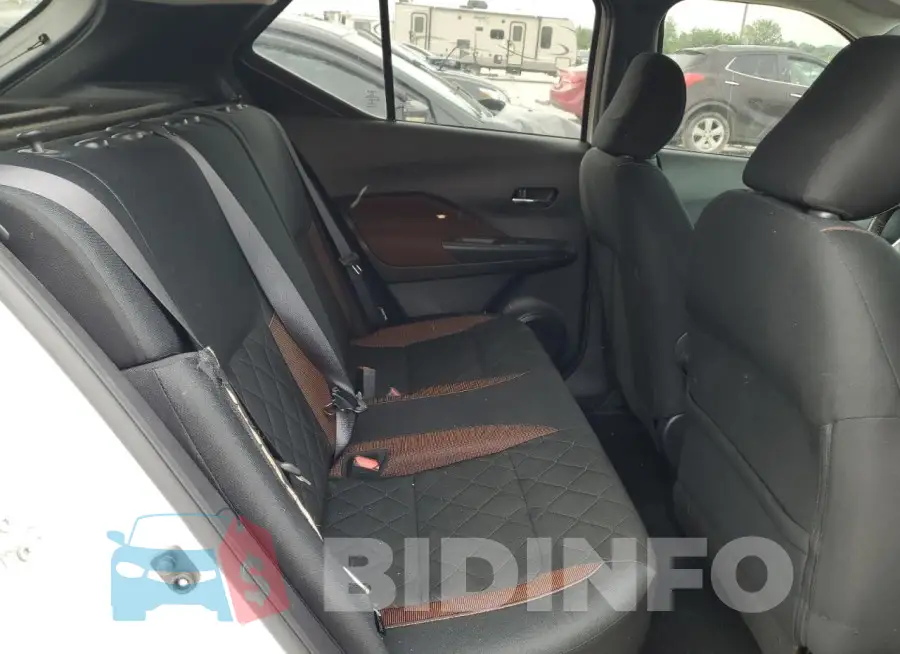 3N1CP5DV8LL503619 Photo# 11