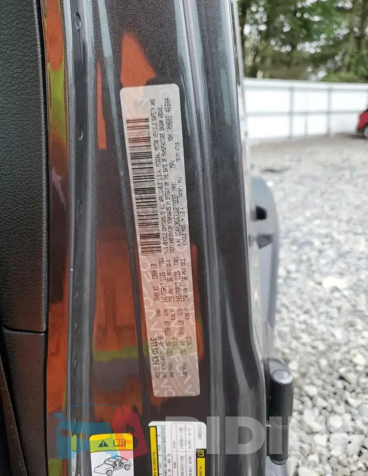1C4HJXDG3JW273237 Photo# 12