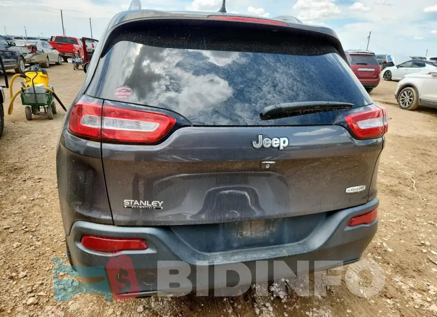 1C4PJLLB5JD621836 Photo# 6