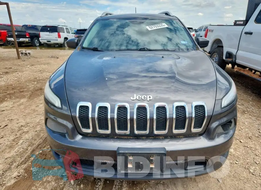 1C4PJLLB5JD621836 Photo# 5