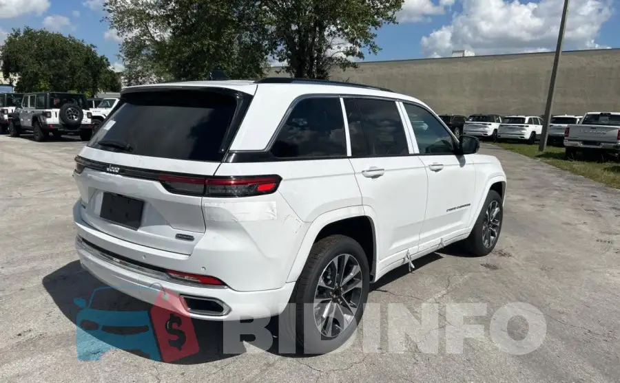 1C4RJYD64P8826749 Photo# 4