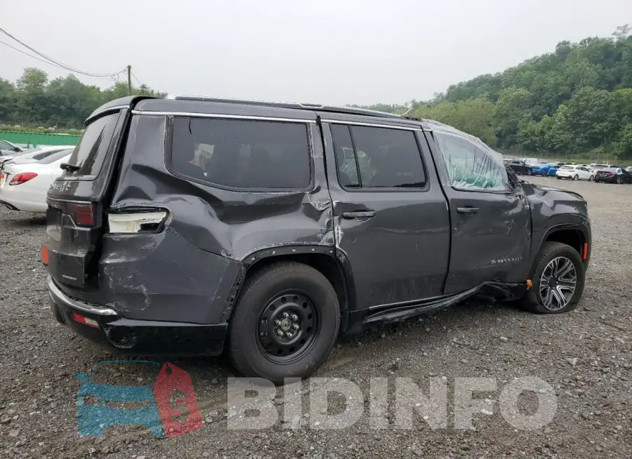 1C4SJUBP7RS172163 Photo# 3