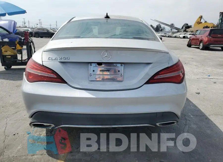 WDDSJ4EB3JN587974 Photo# 6