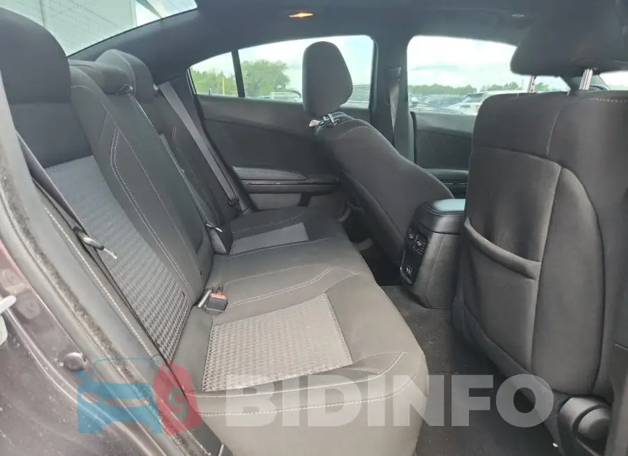 2C3CDXBG1NH153322 Photo# 10