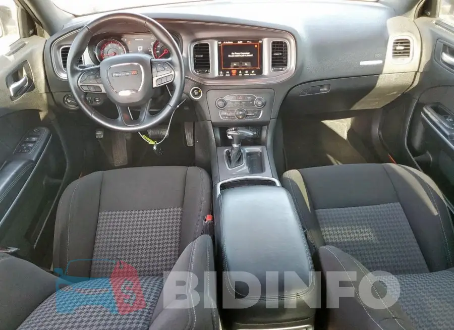 2C3CDXHG9PH530523 Photo# 8