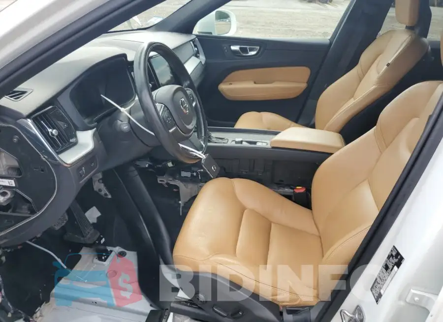 YV4102RK5J1025831 Photo# 7
