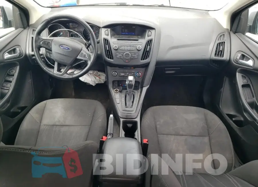 1FADP3F25GL232017 Photo# 8