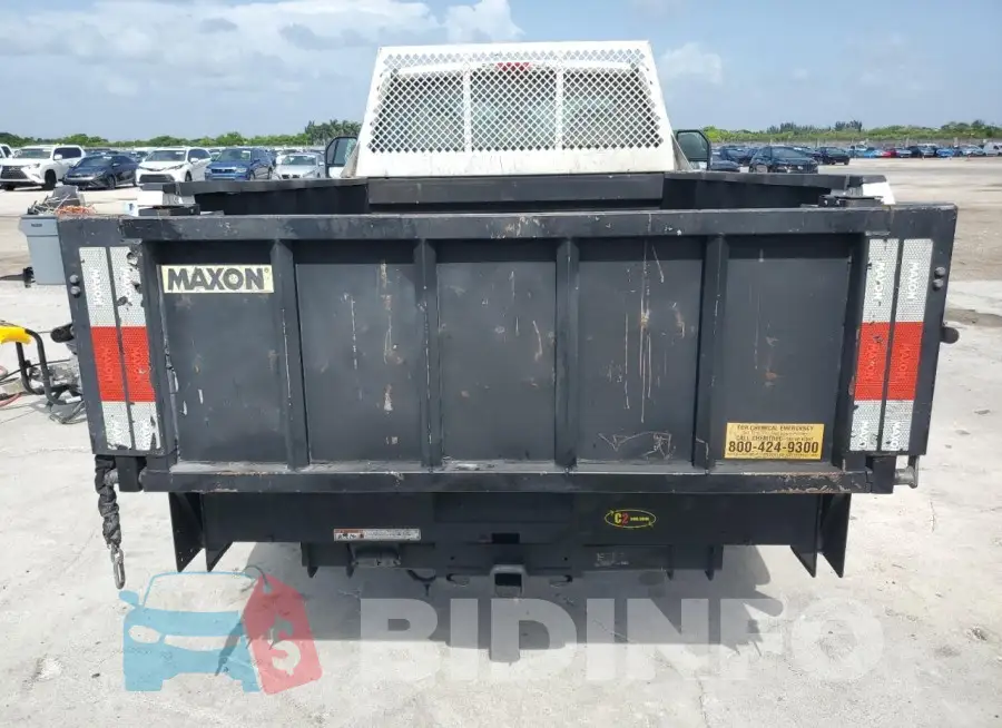 1FTBF2A65KEE24138 Photo# 6
