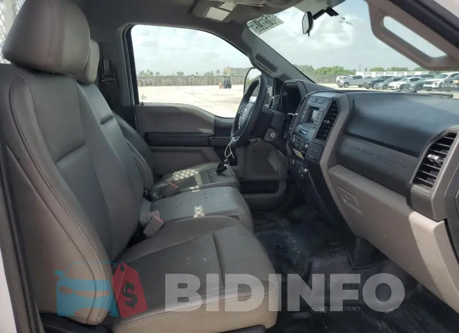 1FTBF2A65KEE24138 Photo# 10
