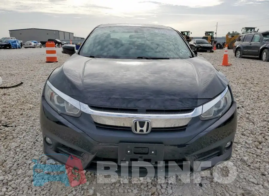 19XFC1F34HE008579 Photo# 5