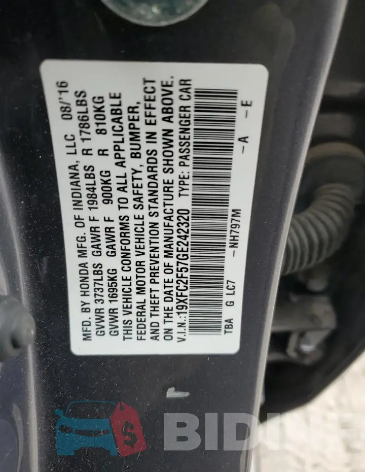 19XFC2F57GE242320 Photo# 12