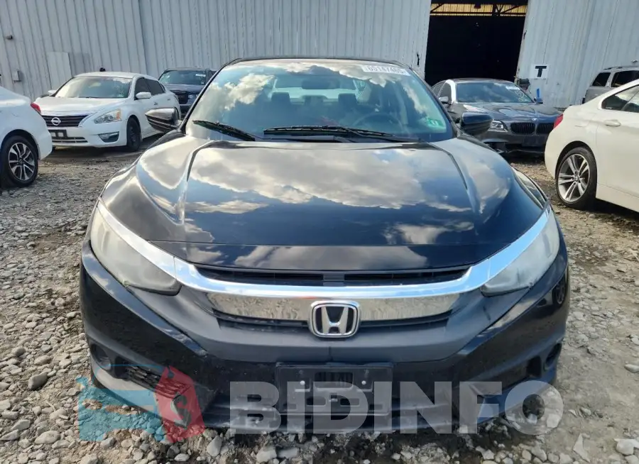 19XFC2F60GE228963 Photo# 5