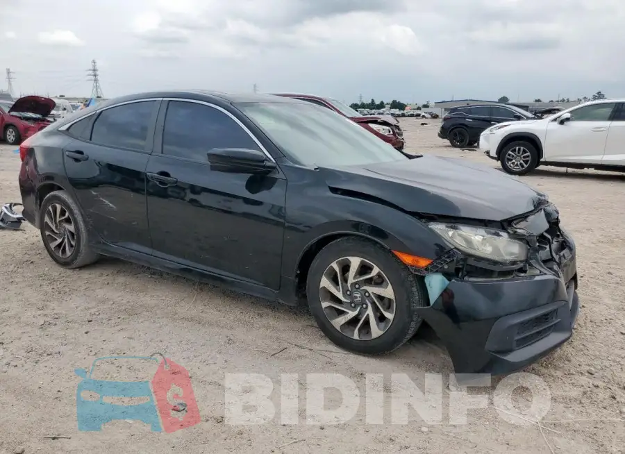 19XFC2F79HE054384 Photo# 4
