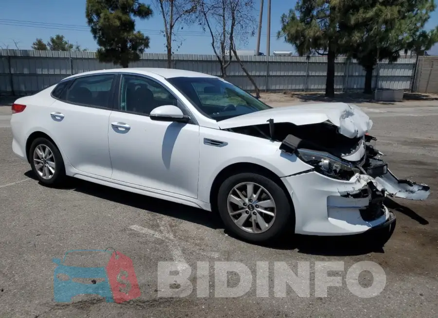 5XXGT4L35JG181048 Photo# 4