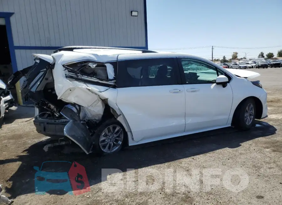 5TDBRKEC2RS208744 Photo# 3