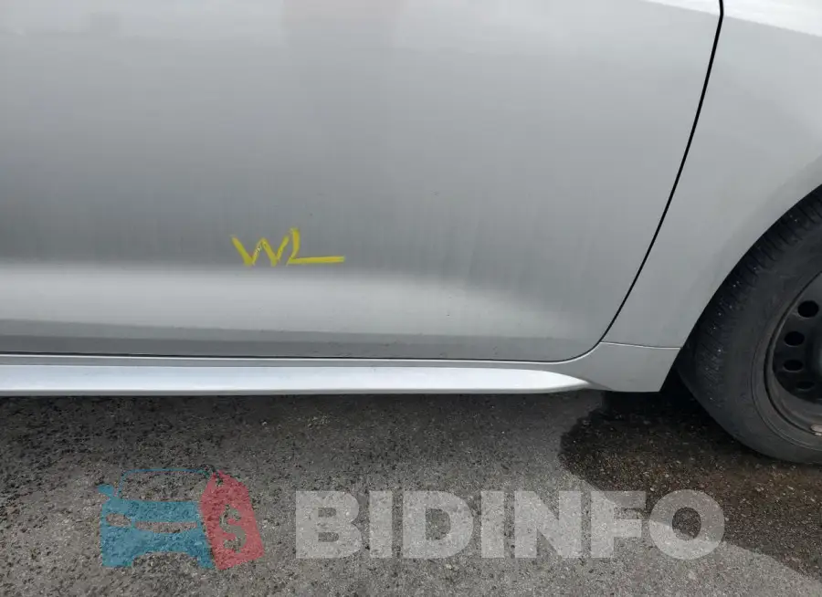 5YFB4MDE6RP138607 Photo# 12