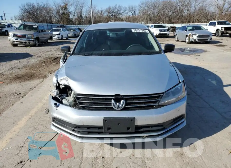 3VW267AJ0GM309608 Photo# 5