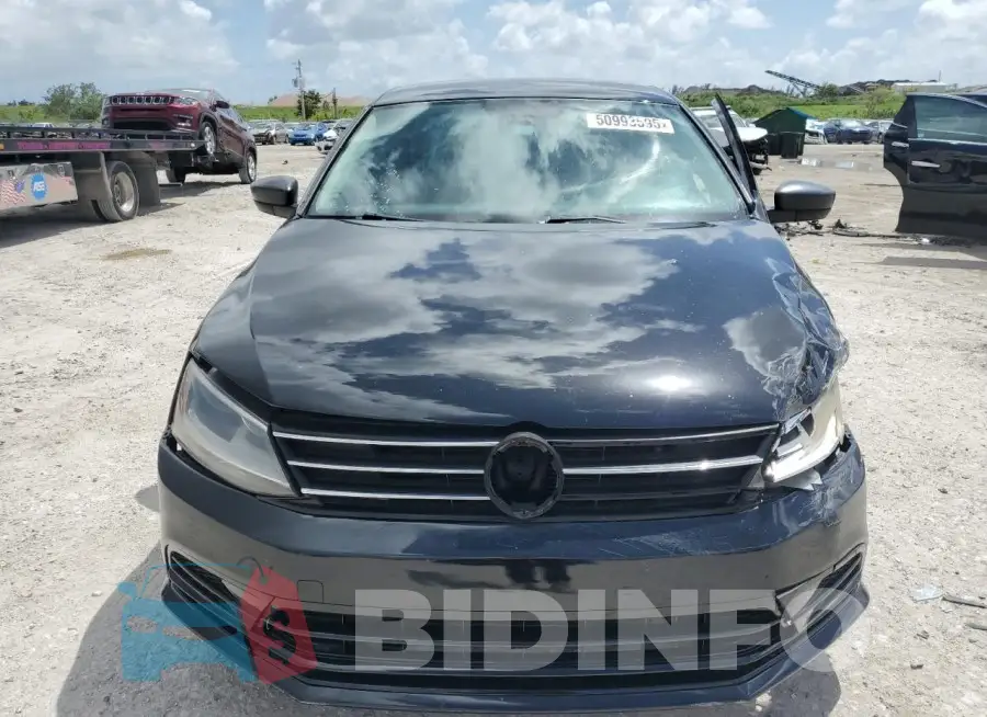 3VW267AJ2GM311697 Photo# 5