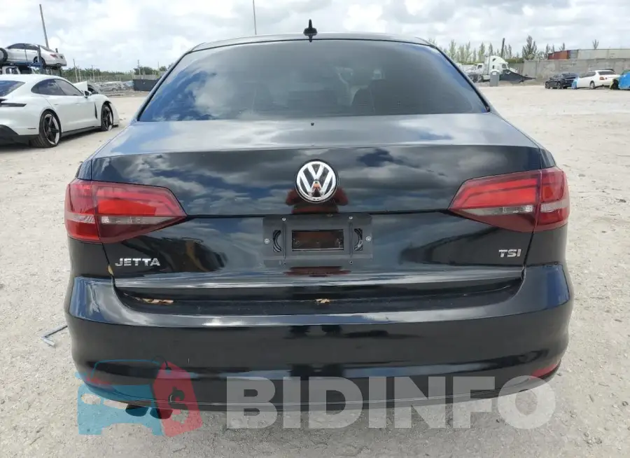 3VW267AJ2GM311697 Photo# 6