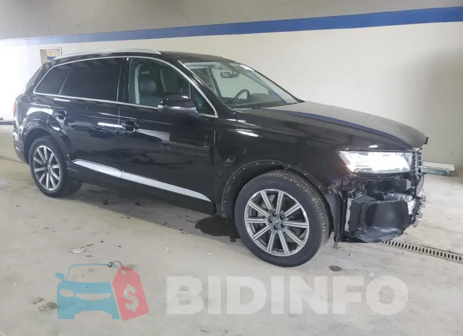 WA1LAAF70KD021151 Photo# 4