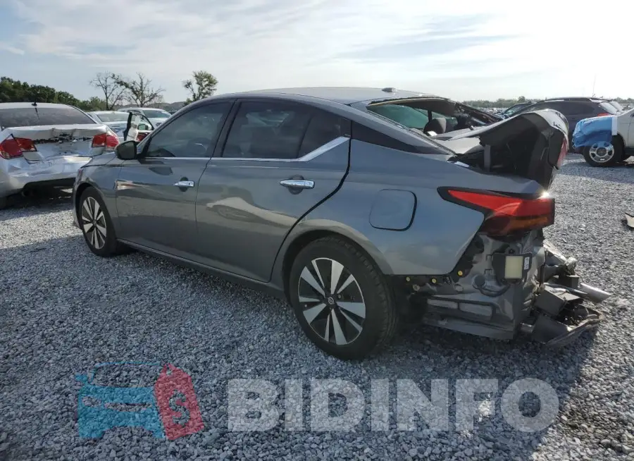 1N4BL4DV0KC122118 Photo# 2
