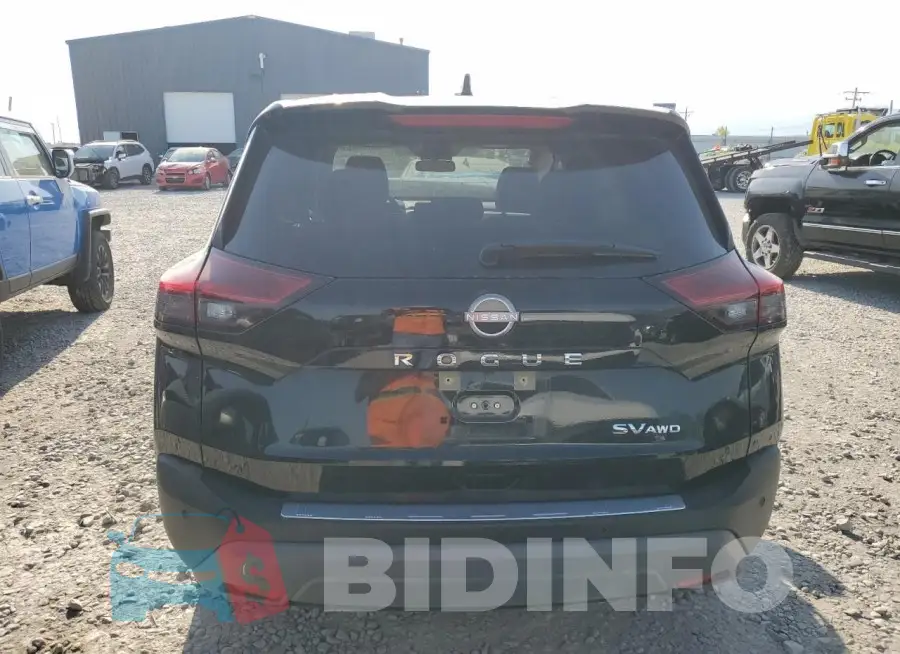 JN8BT3BBXPW357424 Photo# 6