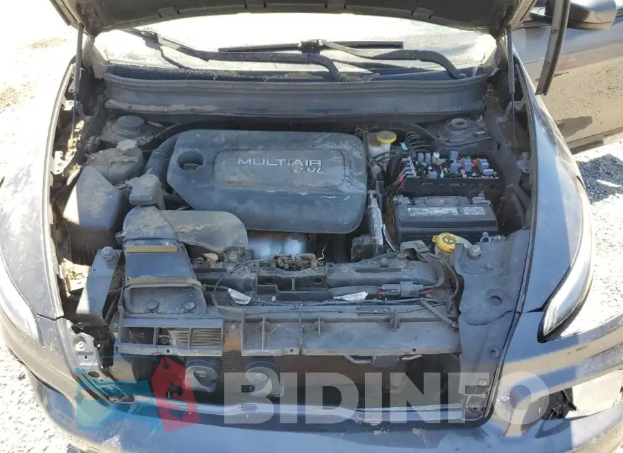 1C4PJLCB1JD589063 Photo# 12