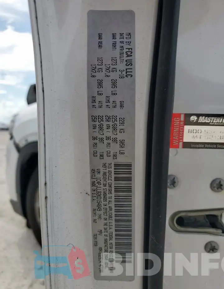 1C4PJLLB2KD154649 Photo# 13