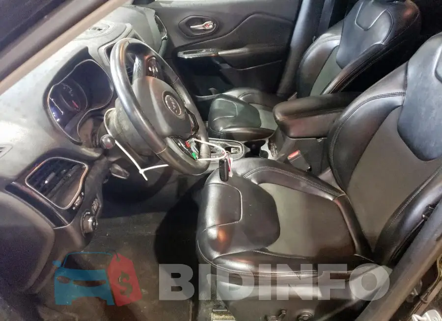 1C4PJLLB2KD448276 Photo# 7