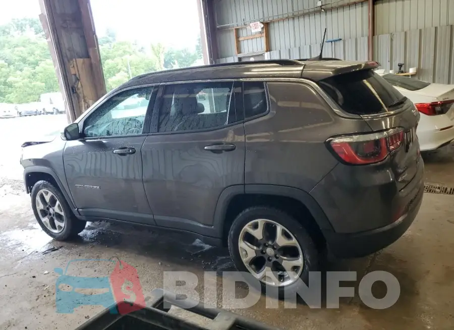 3C4NJDCB7LT185338 Photo# 2