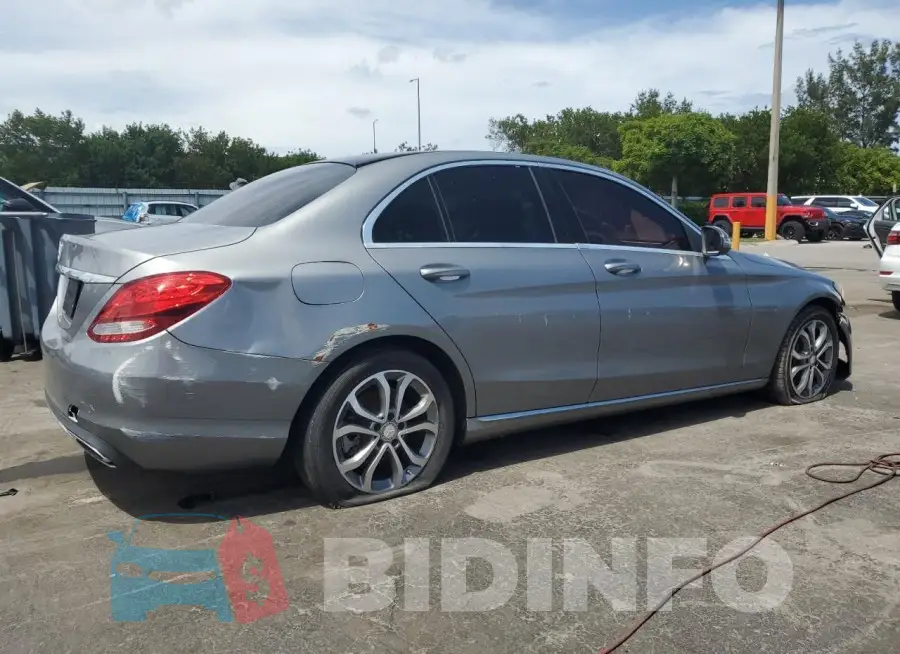 WDDWF4JB9GR146148 Photo# 3