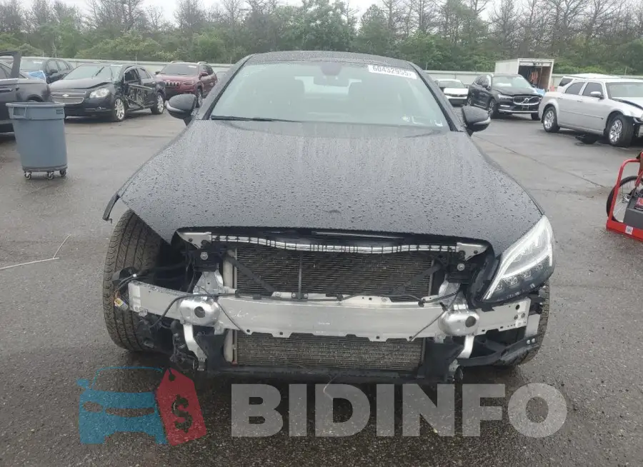 WDDWJ8EB5KF773696 Photo# 5