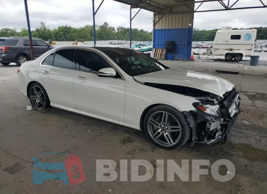 WDDZF4JB3JA440115 Photo# 4