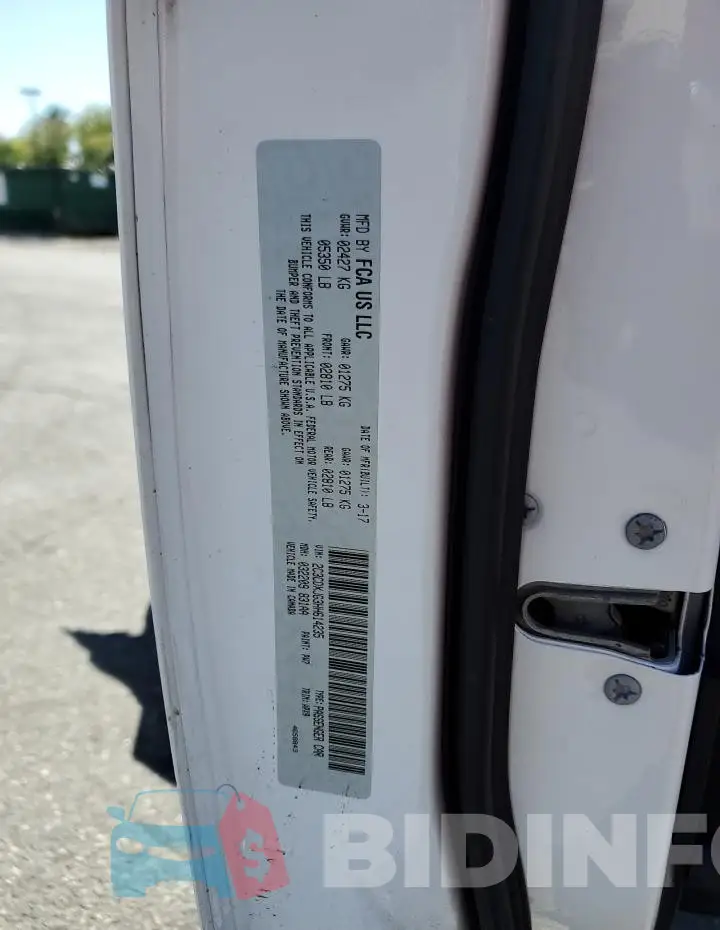 2C3CDXJG3HH614235 Photo# 12