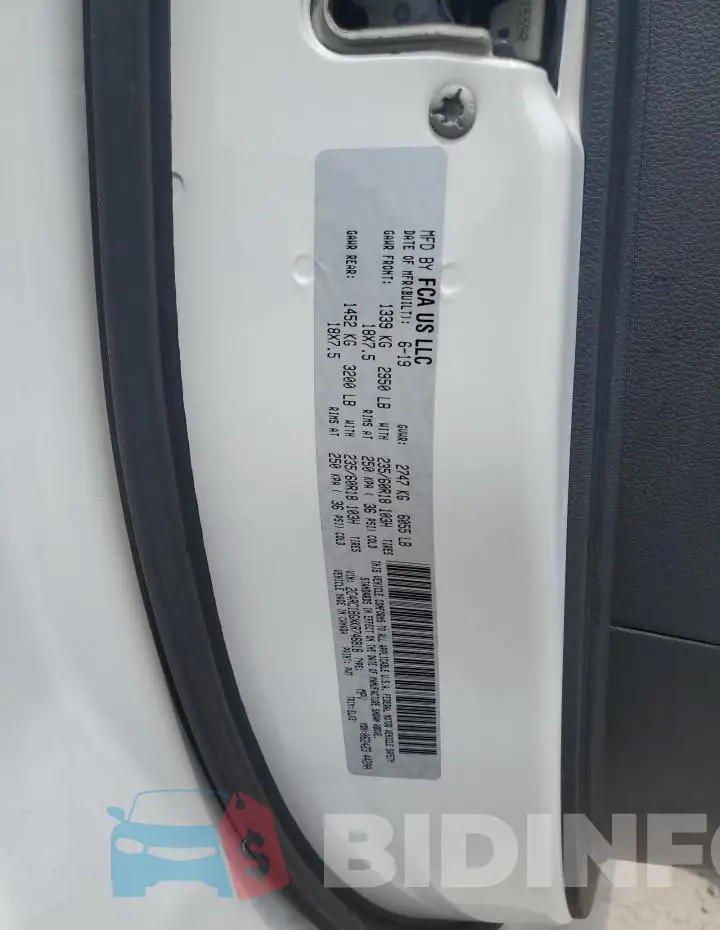 2C4RC1BGXKR746818 Photo# 13