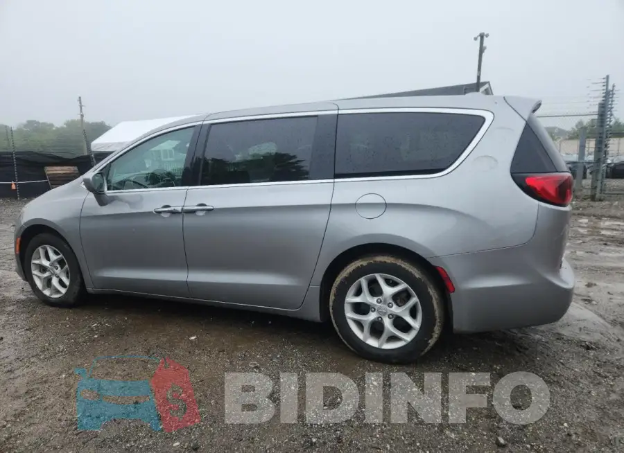 2C4RC1FG1JR158136 Photo# 2