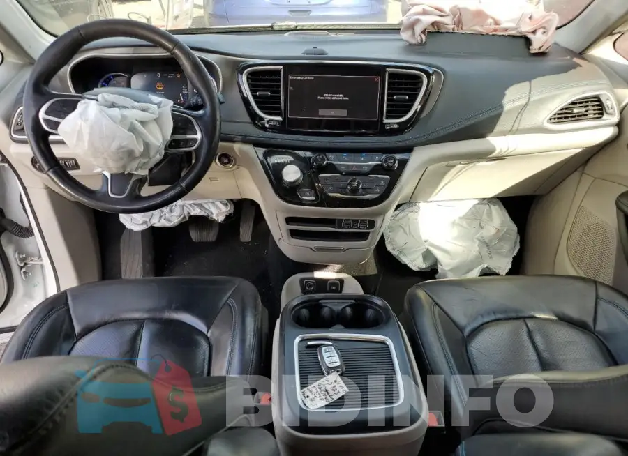 2C4RC1L71MR599578 Photo# 8