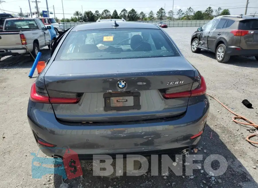 3MW5R1J02M8B82695 Photo# 6