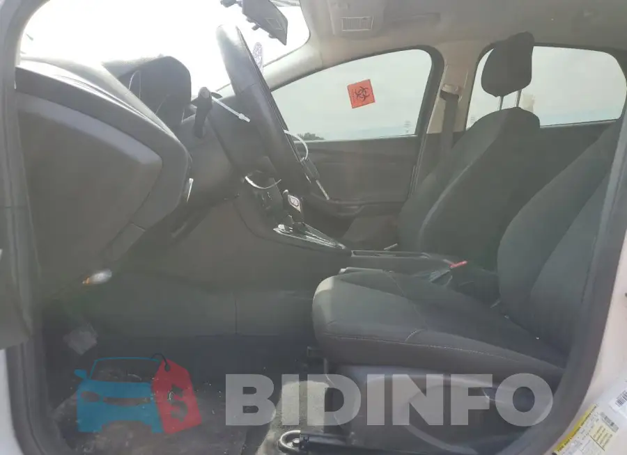 1FADP3E22GL256874 Photo# 7