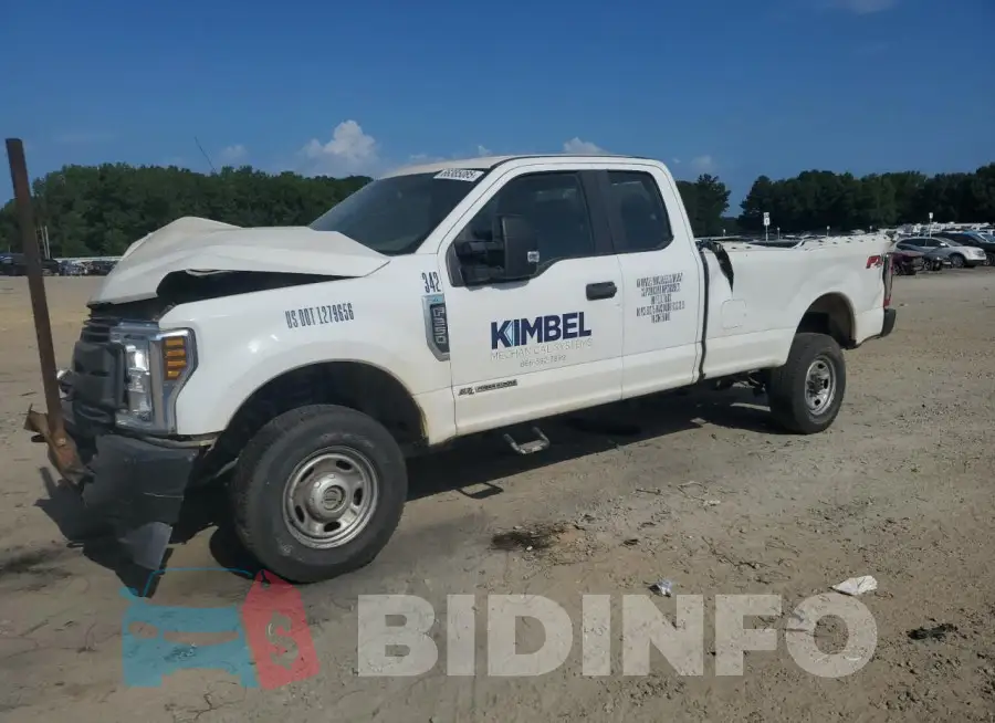 1FT7X2BT1KEC41455 Photo# 1